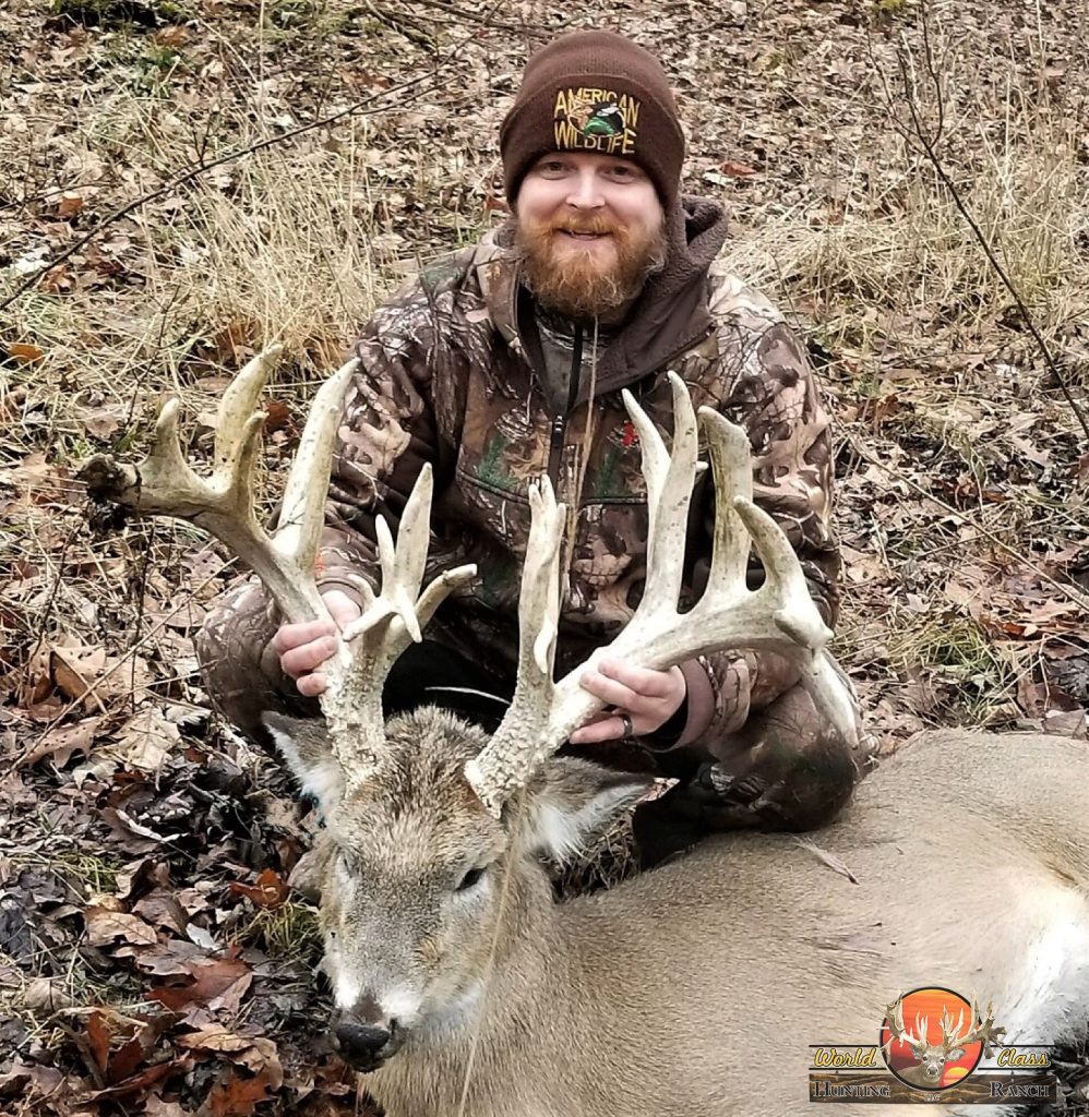 high fence deer hunting, ohio deer ranch, guided whitetail hunt, whitetail preserve, ohio deer farm